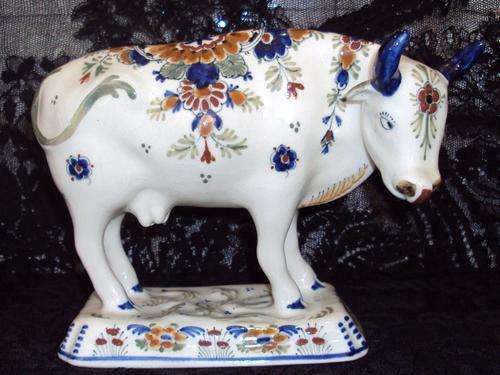 ULTRA RARE DELFT COW  c1908